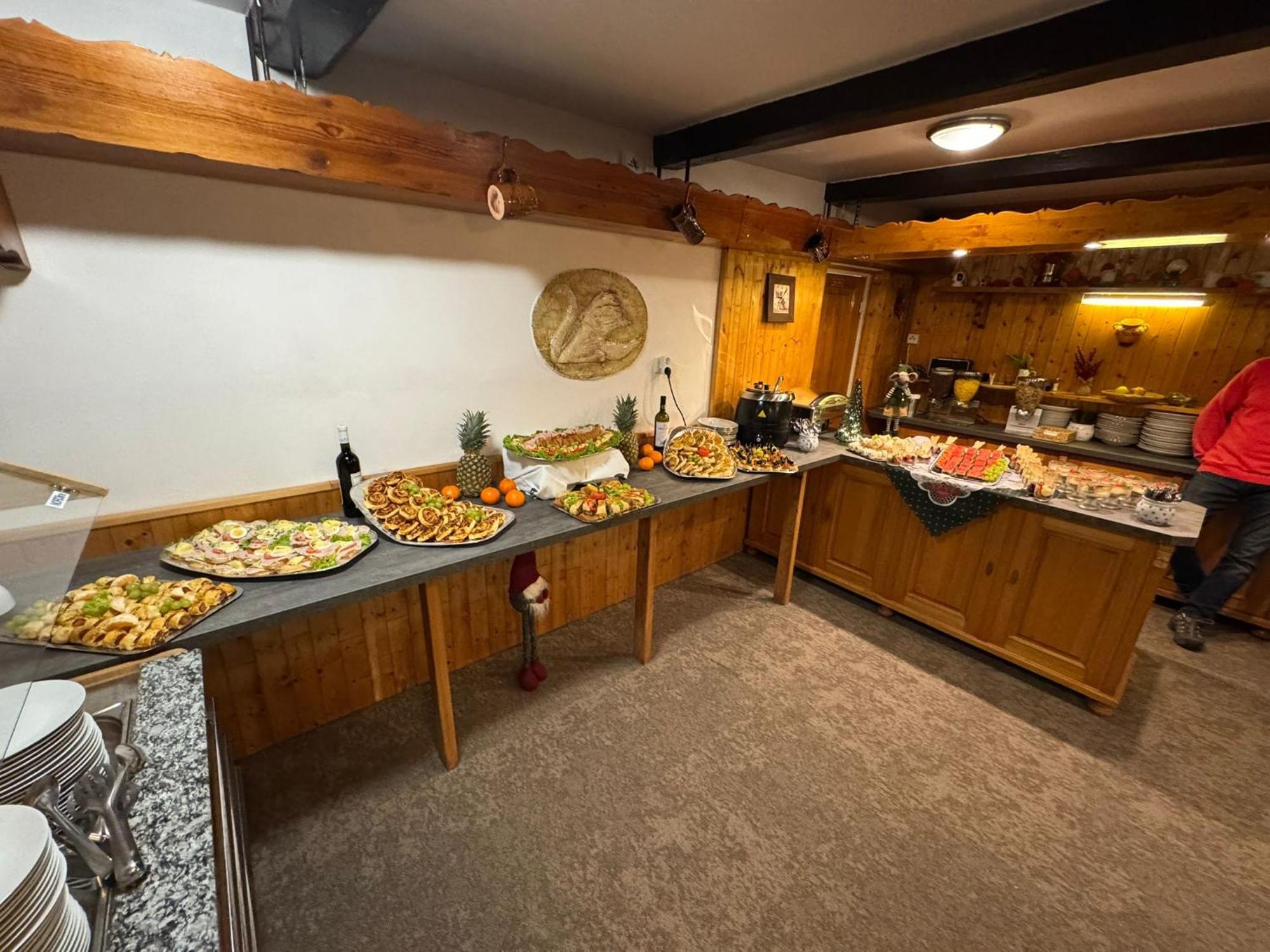Bila Labut Horsky Hotylek Hotell Pec pod Snezkou Exteriör bild